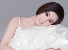 Tiết lộ bí quyết chống lão hóa của Sao